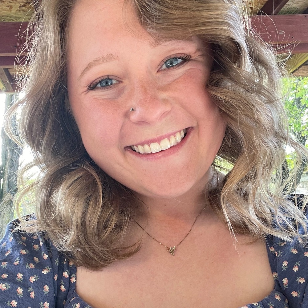Meet your Posher, Celina